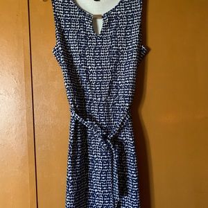 SHORT SLEEVE DRESS DECORATIVE NECK